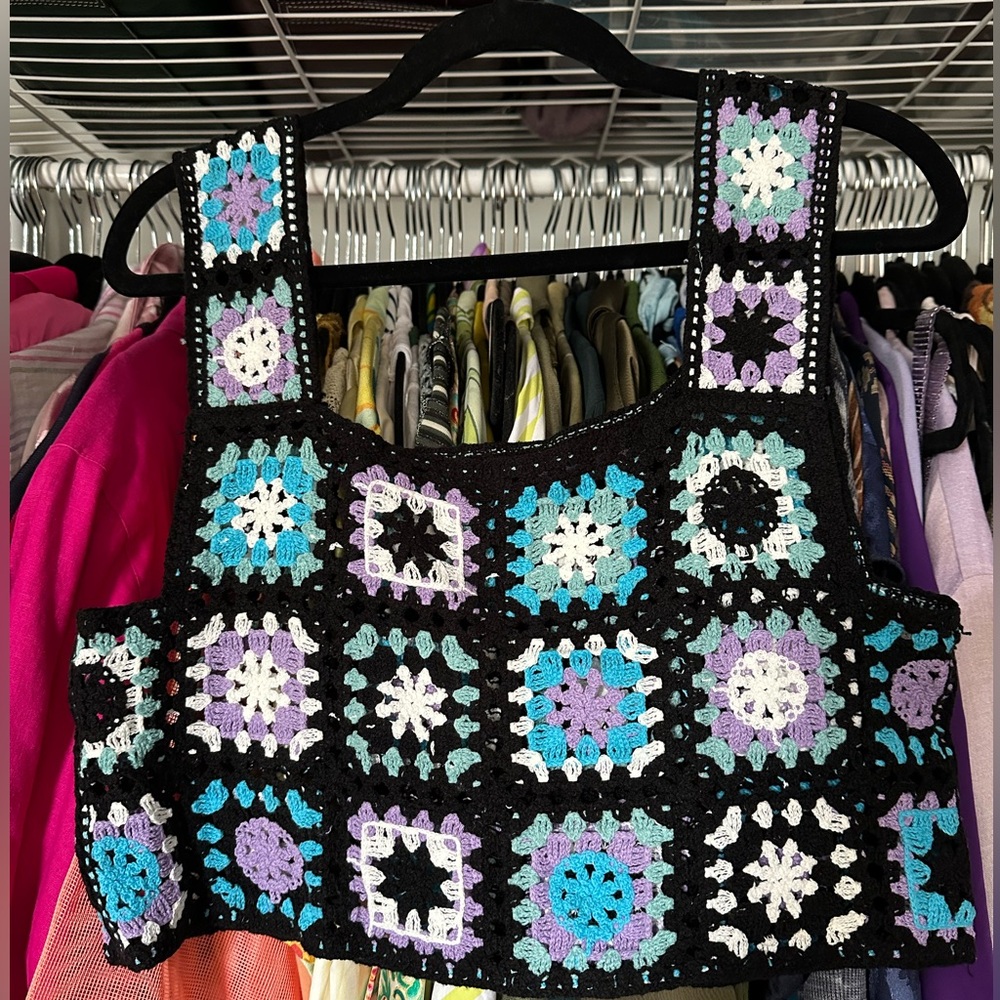 VINTAGE CROCHET TOP